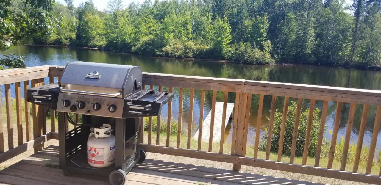 All Star Resort Madawaska Екстериор снимка